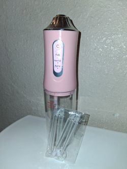 Portable Water Flosser with Replacement Tips