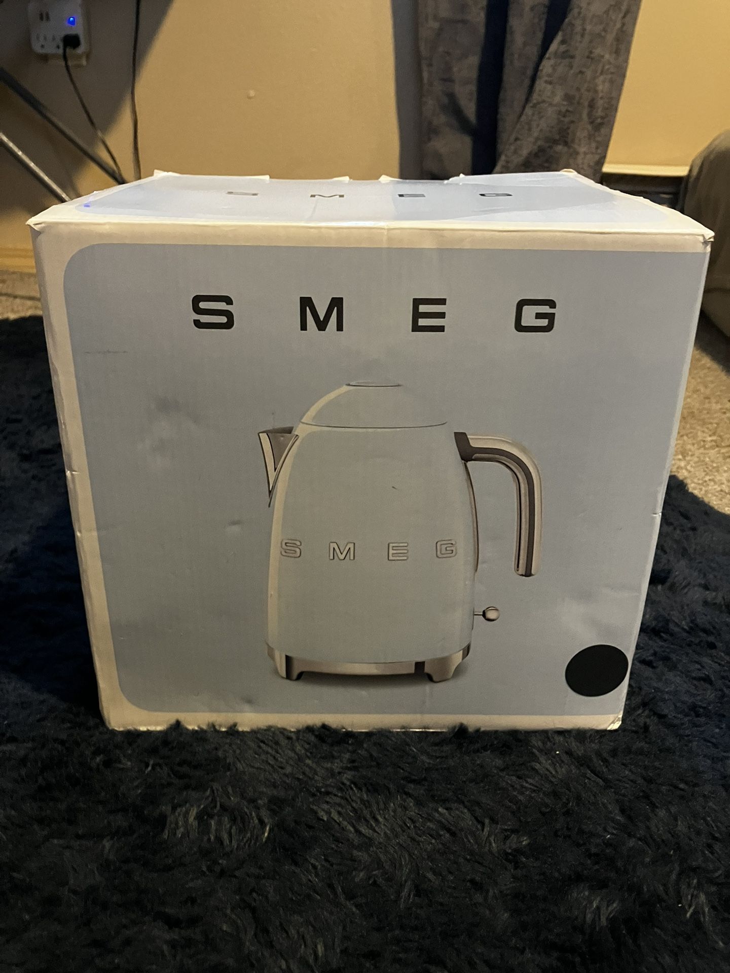 SMEG 7-CUP ELECTRIC KETTLE (Gray)