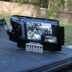 2022-25 Nissan Frontier Headlight 