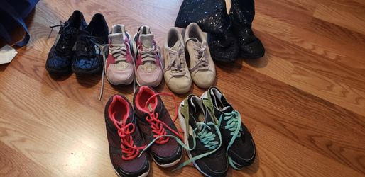 Huarches/ Nike/Pumas/