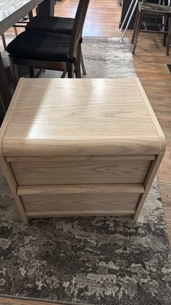 Small nightstand dresser FREE