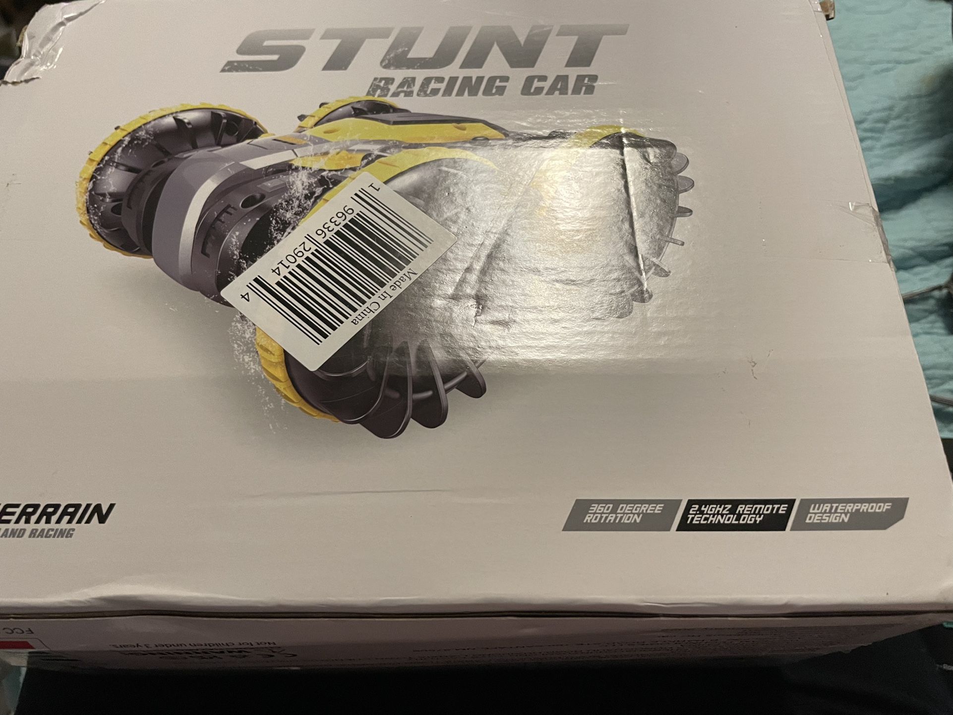 New 2 Pack RC Stunt Cars