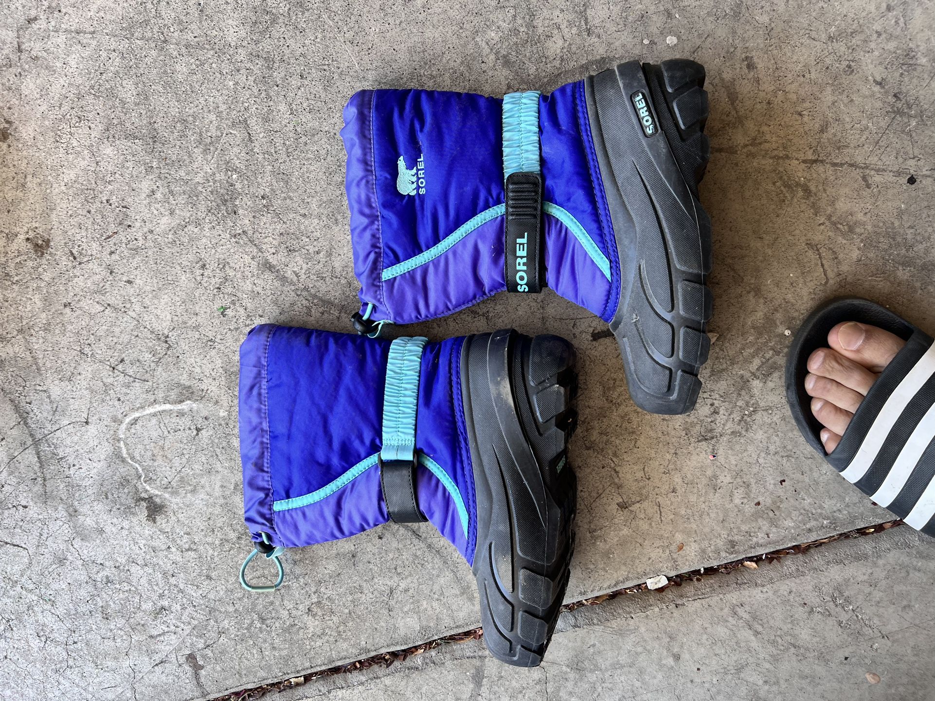 Sorel Snow Boots Size 3