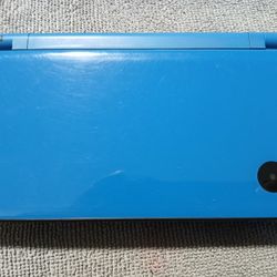 Nintendo DSi XL 