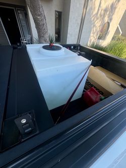100 gallon water tank