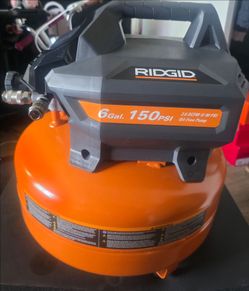 Ridgid - 6 Gallon Air Compressor LIKE NEW $90