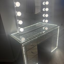 vanity mirror