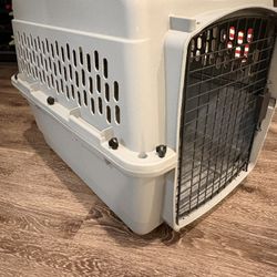 Tan Dog Kennel Crate, 28-in, 25-35 lbs