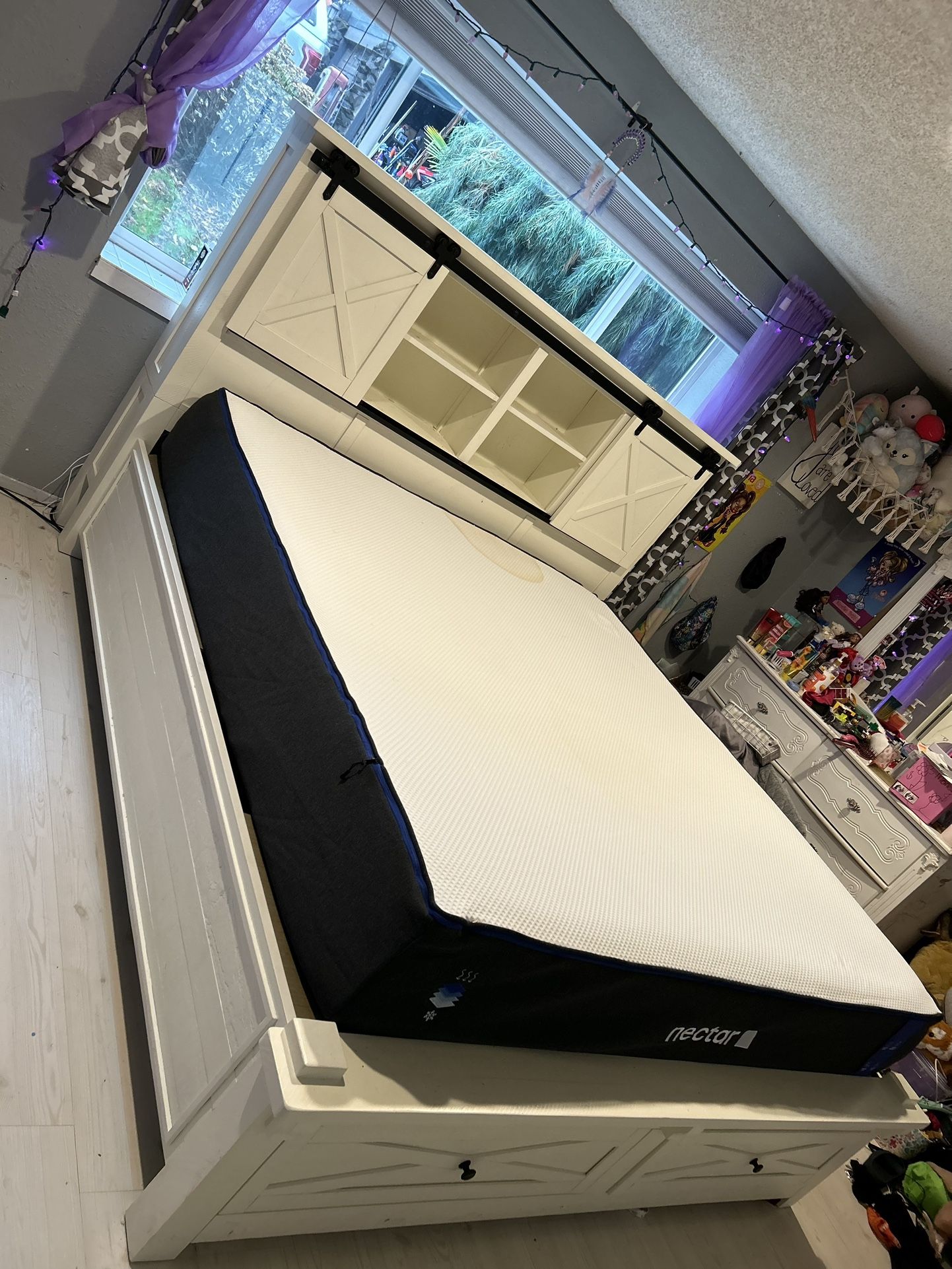 King Size Bed Frame & Mattress