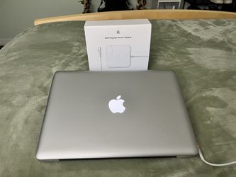 MacBook Pro 13’ Model 2012