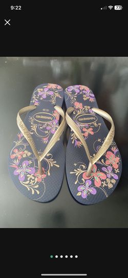 Havaianas Sandals Size 7/8
