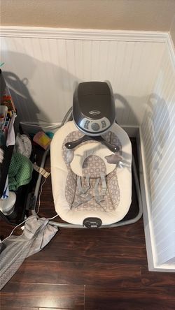 Graco baby swing.