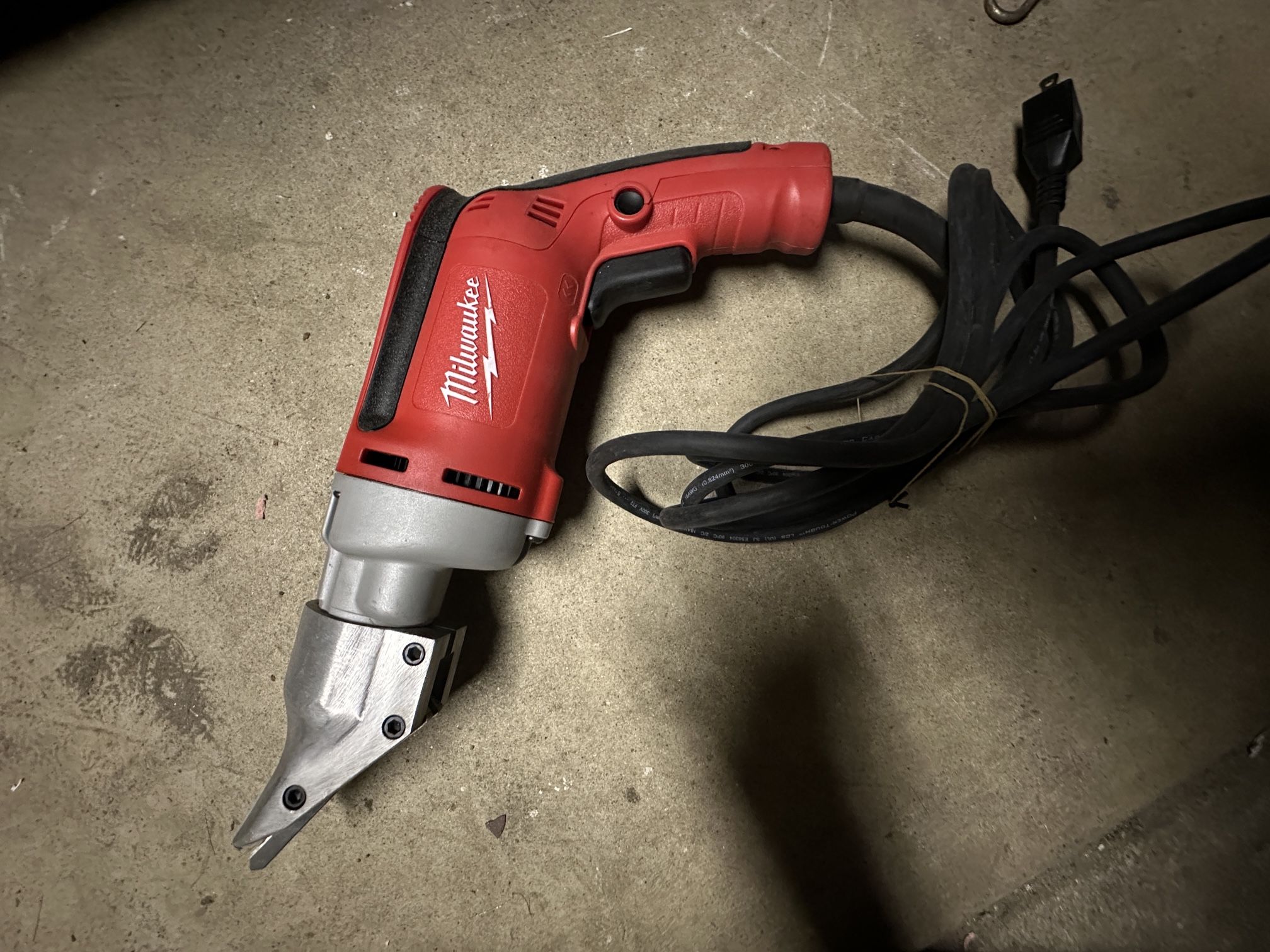 Milwaukee 6852-20 18 Gauge Shear