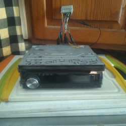 Pioneer CD Player Car Stereo DEH-X660BT