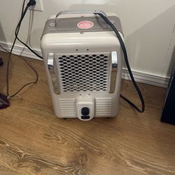 Industrial Shop Heater Like New! 