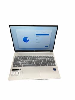 HP OmniBook 5 16" FHD+ Touch Ultra 7 255U 32GB 1TB 16-af1173cl