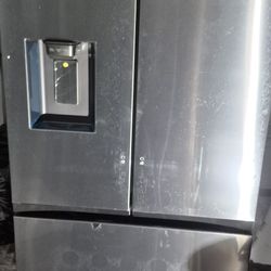  NEW Samsung 3 Door French Door Refrigerator 