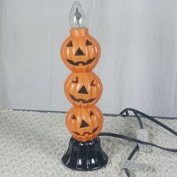 Stacked Jack O Lantern Blow Mold Candolier Flickering Light Halloween Pumpkins