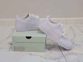 Airforces size 9