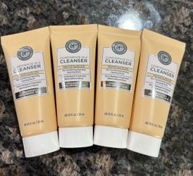 NEW IT COSMETICS CONFIDENCE IN A CLEANSER $10 For All!!