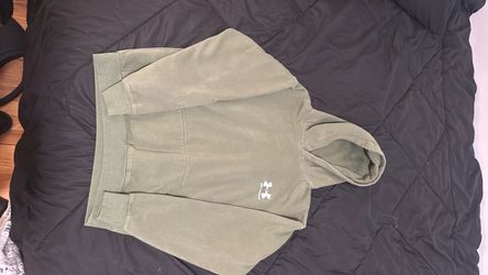 Green UnderArmor hoodie, Size/Medium