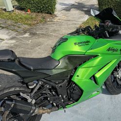 Kawasaki Ninja 250R 