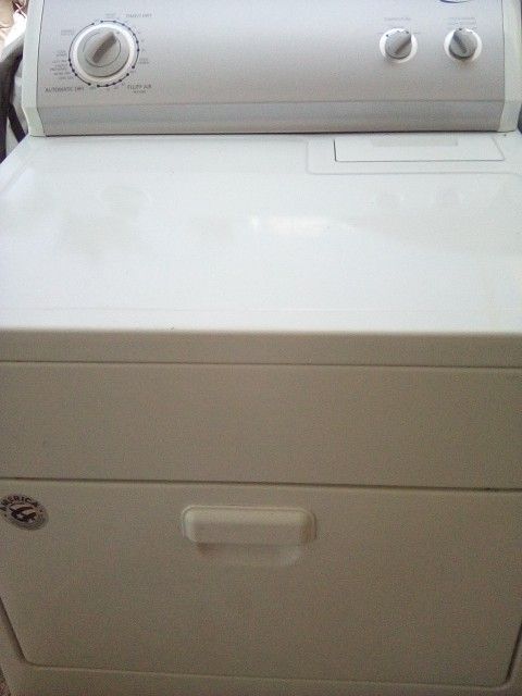 Newer Whirlpool Crosly Dryer Gas