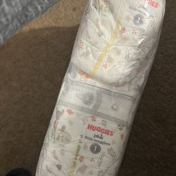 Size 1 Diapers Huggies And Pampers. 