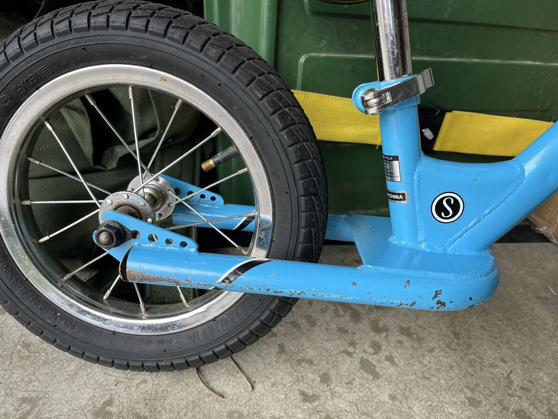 Schwinn Toddler Balance Bike, 12 Inch Wheels, Ages 2-4, Blue