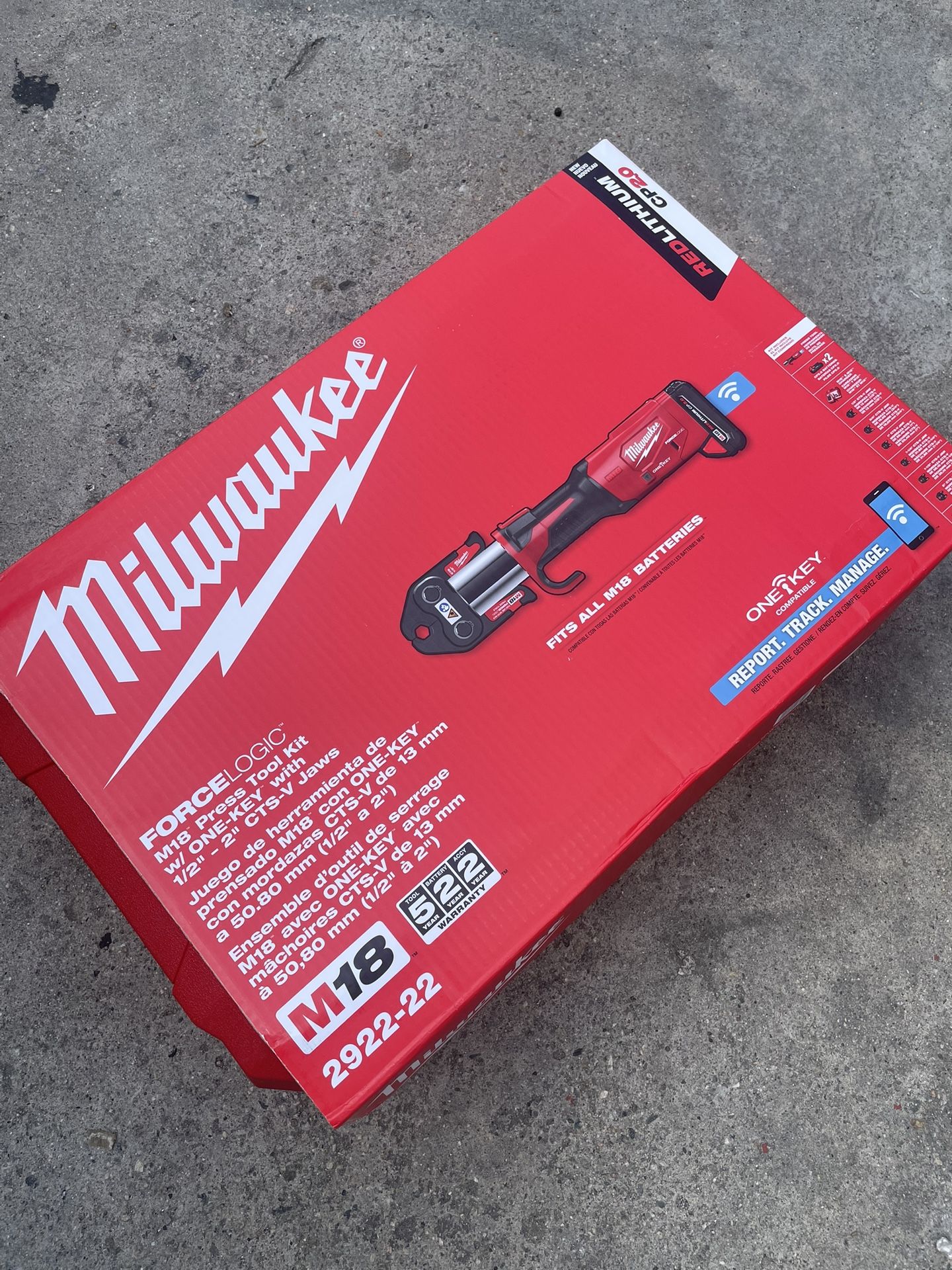 Milwaukee M18 18-Volt Lithium-Ion Brushless Cordless FORCE LOGIC Press Tool Kit w/ 1/2 in. - 2 in. Jaws Kit ( 6x Jaws ) $2499 New