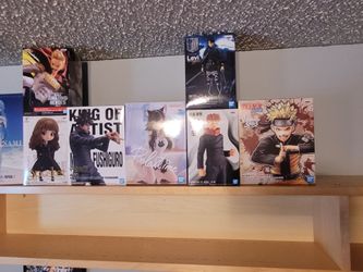 Display statues