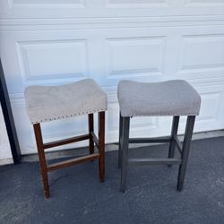Bar Stools Set