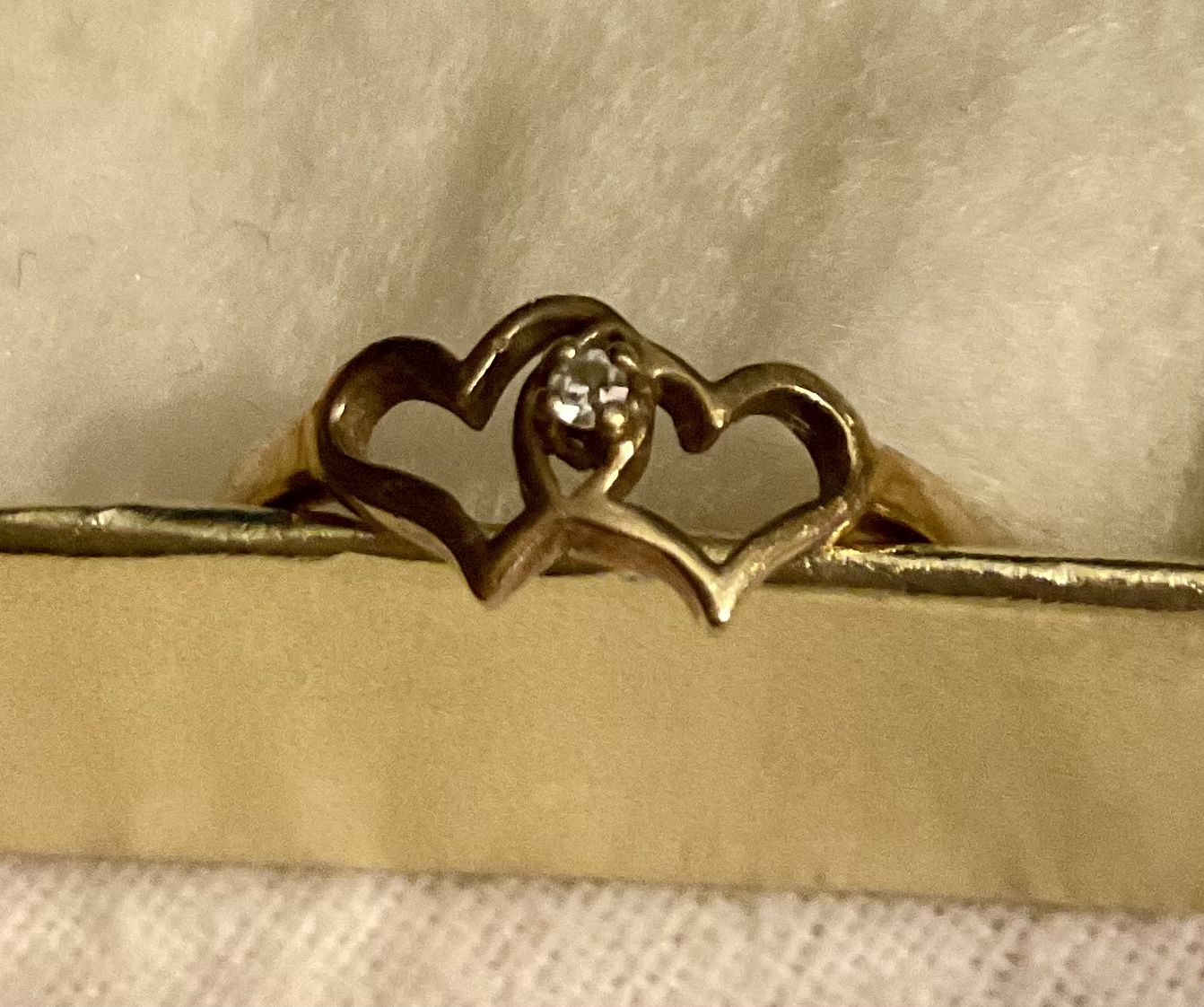Sweetheart Ring With Diamond 10K