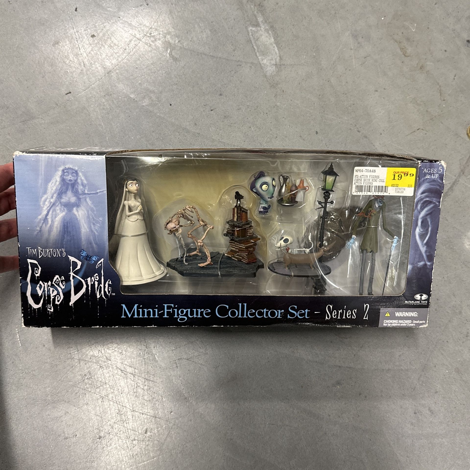 Tim Burtons Corpse Bride Mini-Figure Collectors Set