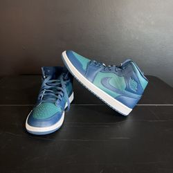 Jordan 1 Mid Teal French Blue