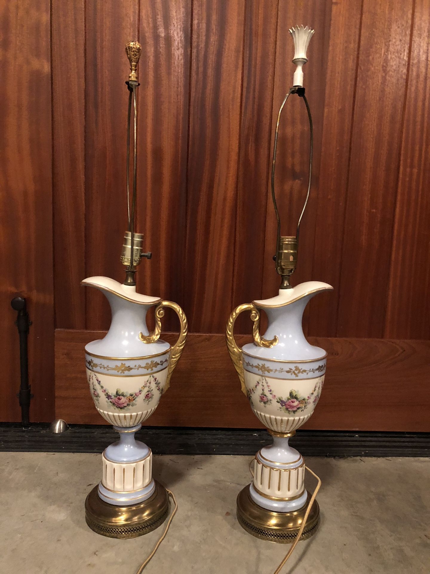 Royal China Tabletop lamps