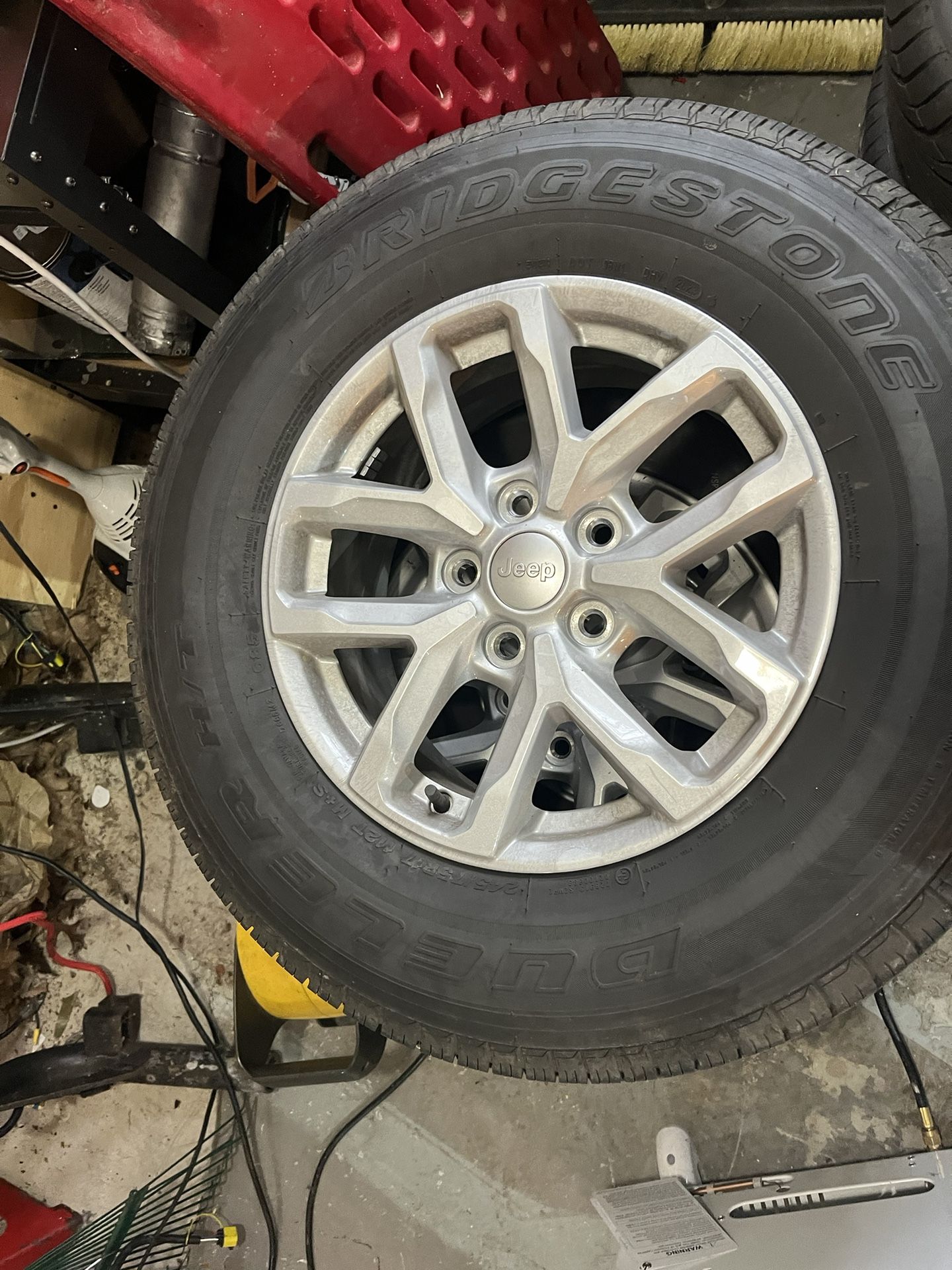 2023 Jeep Gladiator Wheels And Tires 