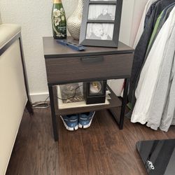 Side Tables 
