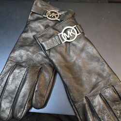 MK Black Leather Women's Gloves