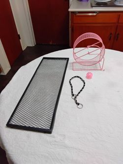 Pet Supplies Lot – Hamster Wheel, Mesh Panel & Chain Collar