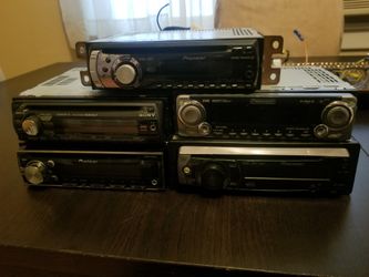 Car radios for sale hmu