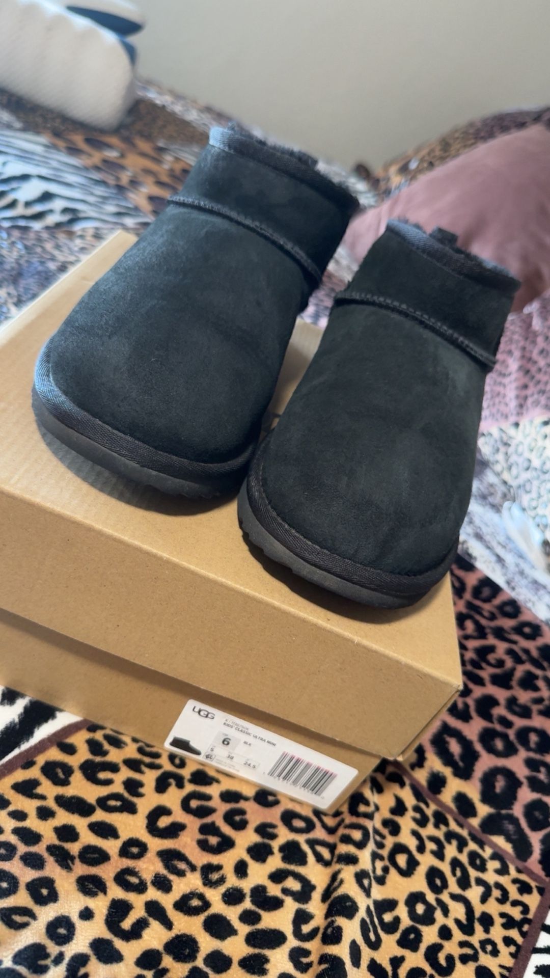 Ugg