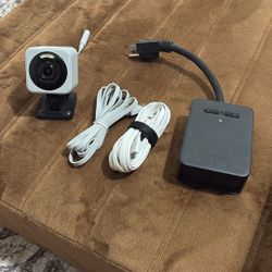 Wyze Cam V4 + Wyze Outdoor Smart Plug 