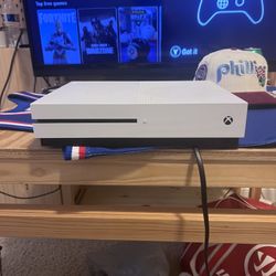 Xbox One S With Xbox Elite Controller 