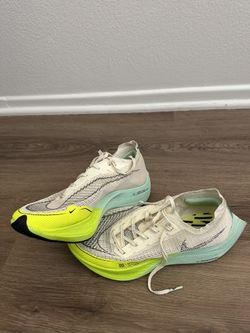 Nike ZoomX Vaporfly NEXT% 2 – Size: M 7 / W 8.5