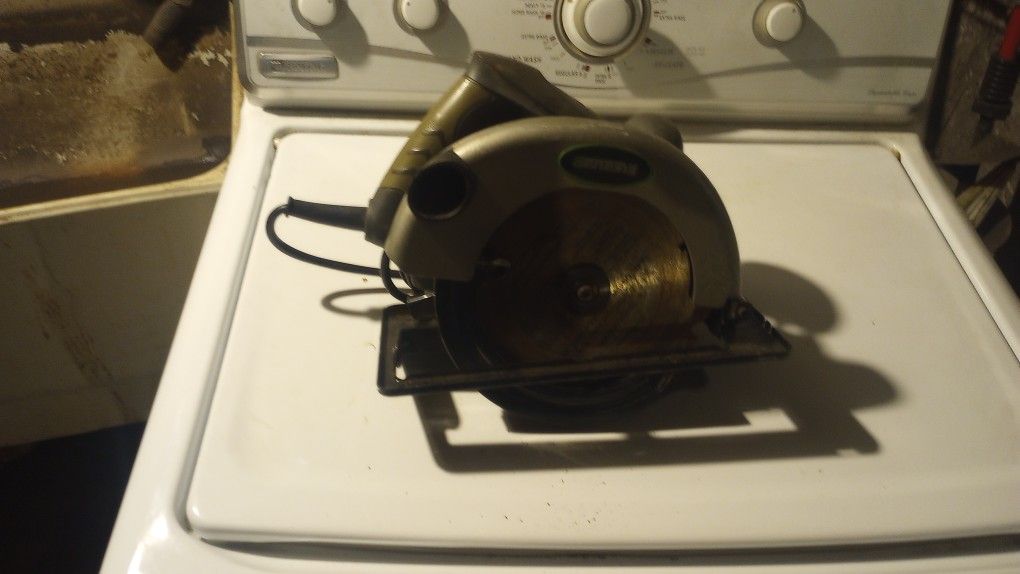 Genesis Circular Saw