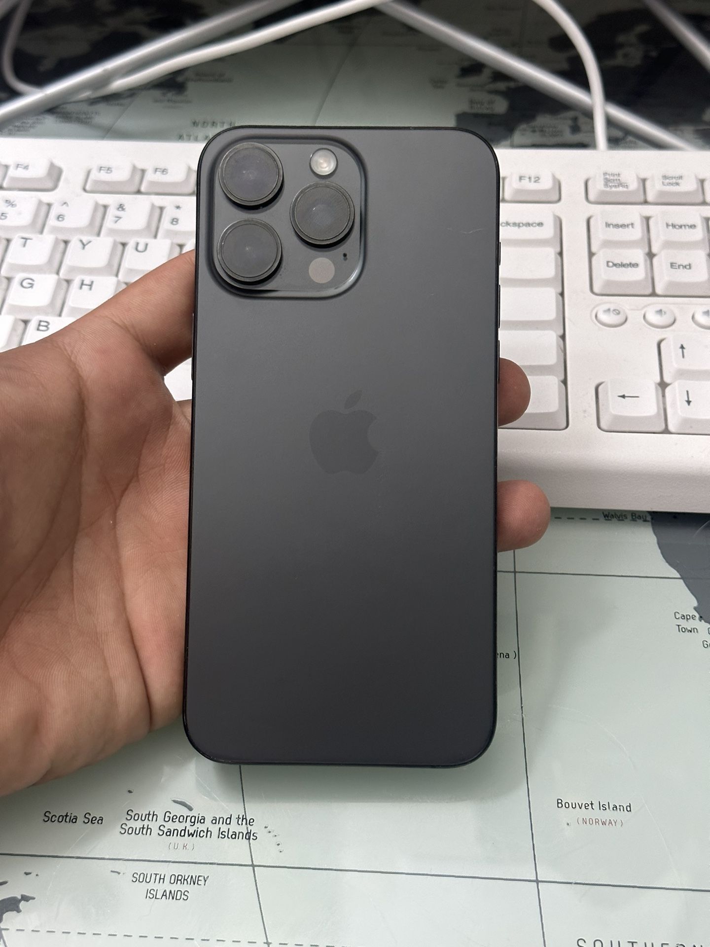 iPhone 15 Pro Max 512GB UNLOCKED