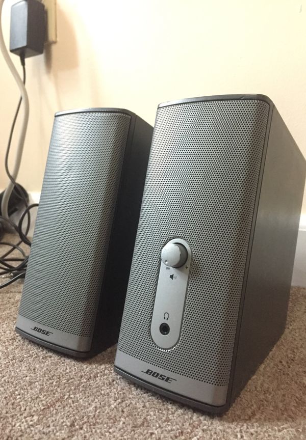 Bose computer speakers. (Left speaker not working) for Sale in