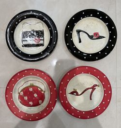 “Stepping Out” Set of 4 Decorative Dessert Plates - Fashion Theme