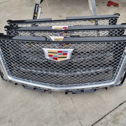20-21 ESCALADE GRILLE